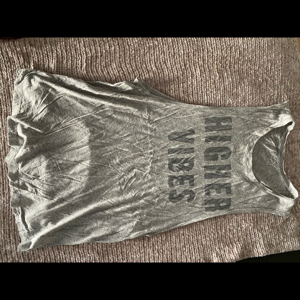 Alo yoga muscle tank